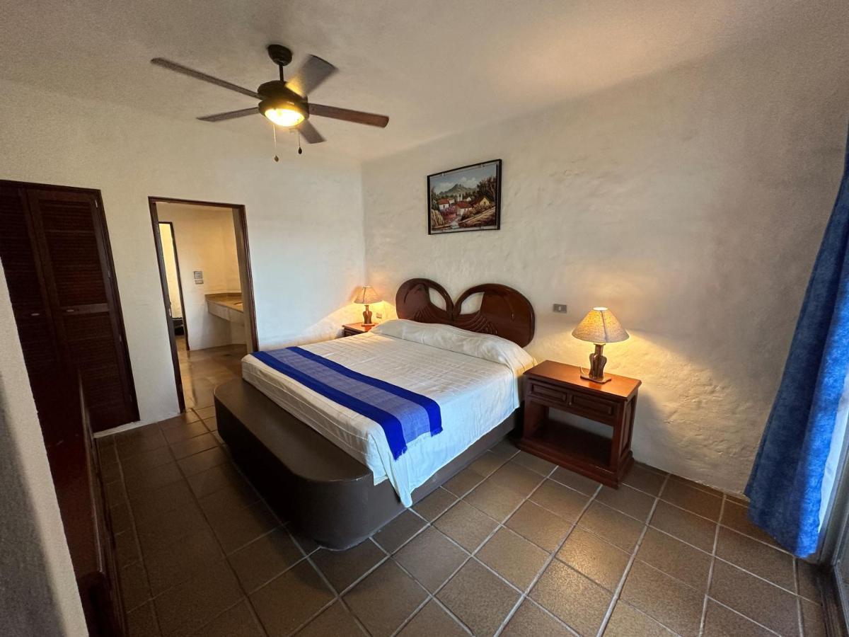 Hotel Quijote Inn Мазатлан Екстер'єр фото