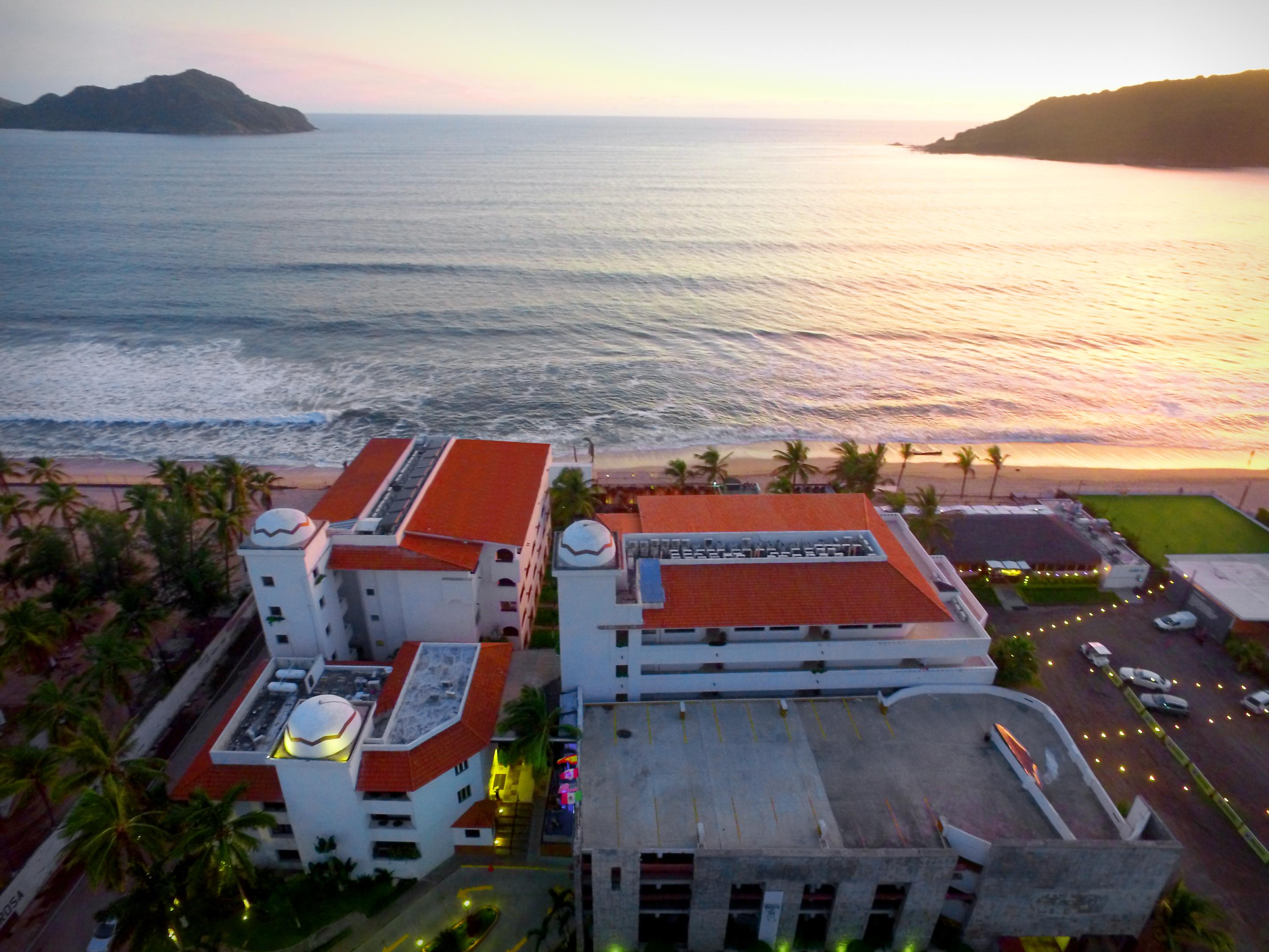 Hotel Quijote Inn Мазатлан Екстер'єр фото