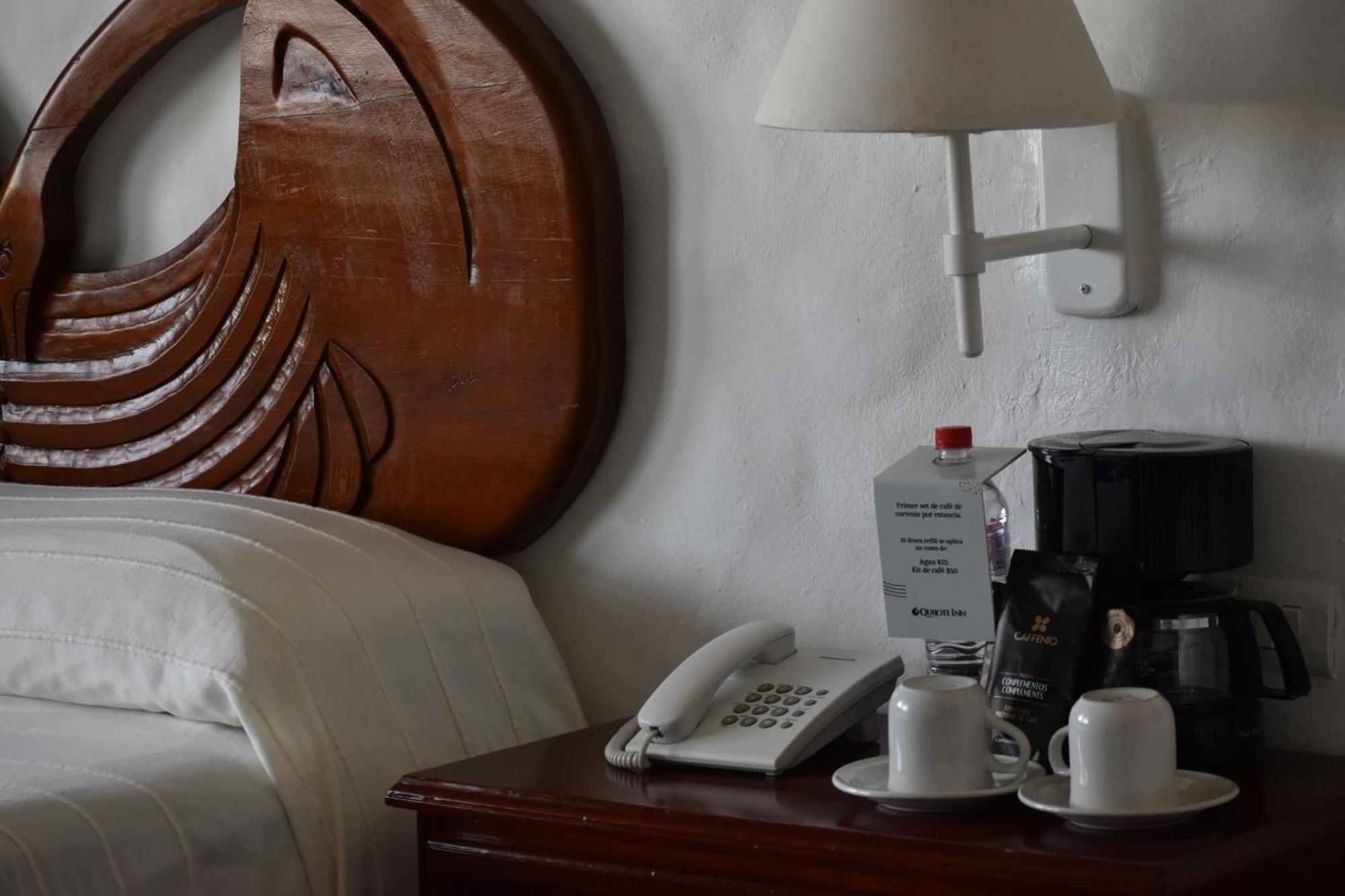 Hotel Quijote Inn Мазатлан Екстер'єр фото